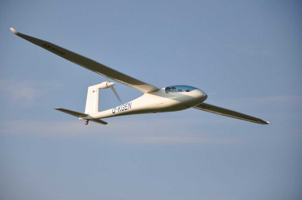 Elektroflugzeug e-Genius stellt sieben Weltrekorde auf!