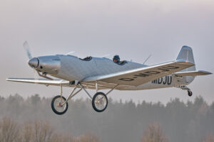 In weniger als 1 ½ Jahren vom Kick-Off zum Erstflug!